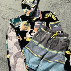 Boys swim trunks and hooded towel size 7